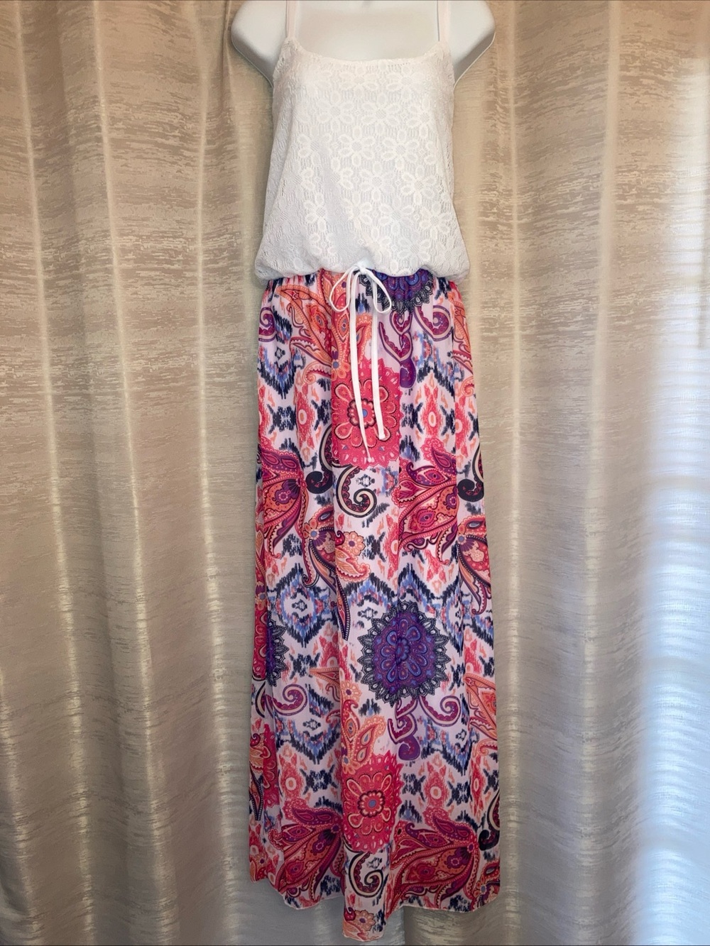 Faded Glory Printed Pink & Purple Maxi Dress with white lace top size 16-18